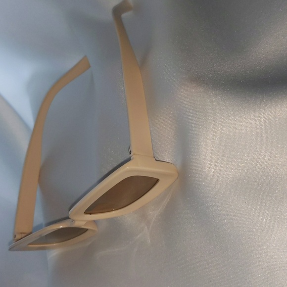 Cream Sunglasses - Picture 3 of 3